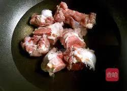 Illustration of how to make yam tube bone soup 3