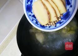 原汁原味的土鸡汤的做法图解7