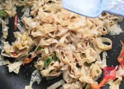 清炒豆腐皮的做法图解5