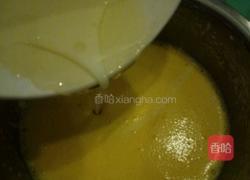 戚风蛋糕的做法图解6