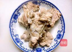 酸菜炖排骨（东北菜）的做法图解4