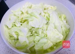 蚝油包菜的做法图解1