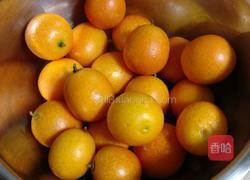 润肺止咳的金桔酱的做法图解1