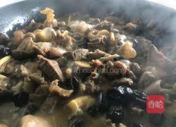 黑山羊肉煮客家黄酒的做法图解5