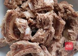 炖排骨的做法图解2