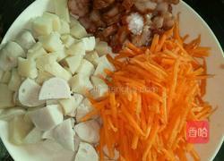 腊肠丸子饭的做法图解1