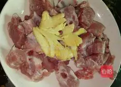 Chestnut Spare Rib Soup Recipe Illustration 5