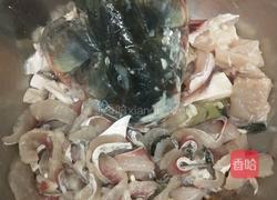 酸菜鱼的做法图解1
