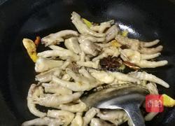 红烧鸡脚的做法图解6