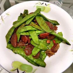 荷兰豆炒腊肠的做法[图]