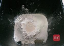 奶香土司的做法图解2