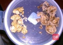 核桃粥的做法图解1