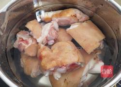 电饭煲花生猪蹄的做法图解2