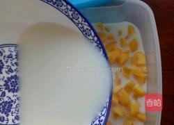黄桃布丁的做法图解4