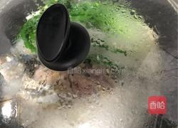 奶白鲫鱼汤的做法图解3