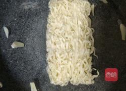 老干妈酱油捞面的做法图解4