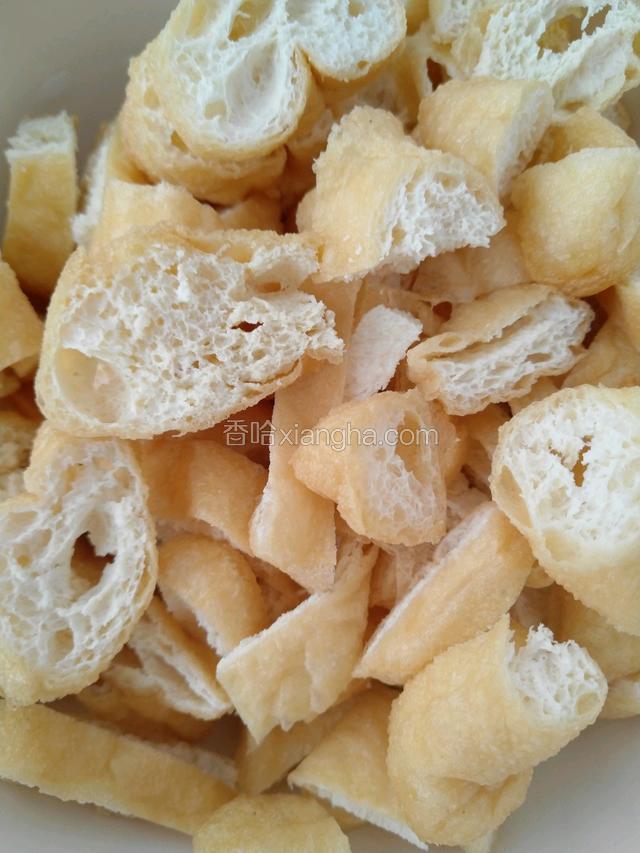 豆泡切小块