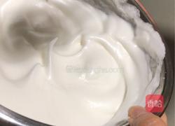 戚风蛋糕的做法图解6