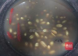 凉拌西芹花生的做法图解9