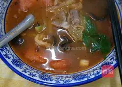 Illustration of Beef Vermicelli Soup 9