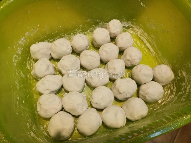 分成大小均匀的小剂子