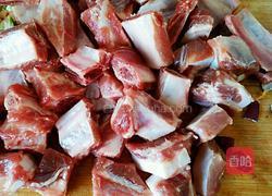 红烧土豆排骨的做法图解1