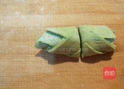 新文美食 菠菜玫瑰面点的做法图解12