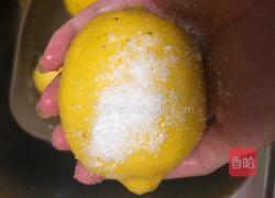 百香果柠檬蜂蜜的做法图解1