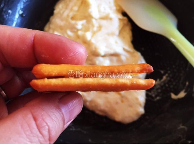 夹好糖的饼干（中间夹糖量自己掌握）