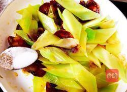 青笋炒腊肠的做法图解11