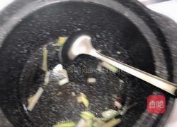 翡翠丸子汤的做法图解3
