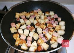 新文美食 网红馒头变身 鸡蛋火腿饼的做法图解7