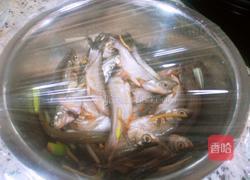 香酥炸鱼的做法图解3