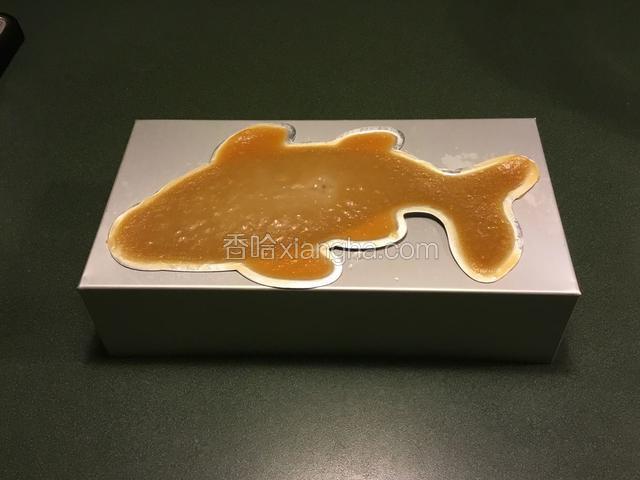 放在架子上晾凉；