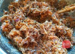 新文美食 胡萝卜羊肉包子的做法图解3