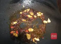 Illustration of how to make spicy chicken feet 3