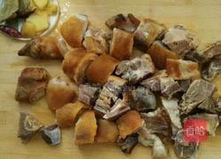 腊猪蹄海带的做法图解1