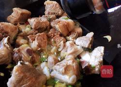 排骨土豆炖豆角的做法图解9