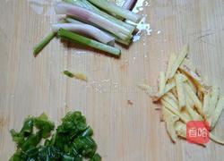 清蒸鲫鱼的做法图解4