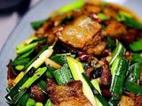 大蒜炒回锅肉的做法[图]