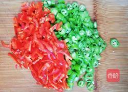 辣椒煎蛋的做法图解2