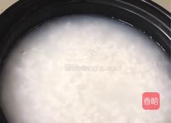 婴儿辅食之鸡蛋粥的做法图解3