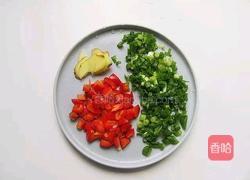 白豆腐烧皮蛋的做法图解2