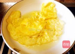 西兰花炒蛋的做法图解5
