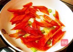 西兰花炒蛋的做法图解7