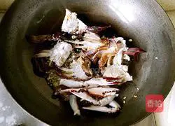 Illustration of how to make onion and ginger swimming crab 8
