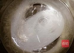 酱香菠菜拌粉丝的做法图解2