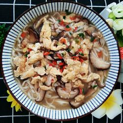 香菇鸡蛋面的做法[图]