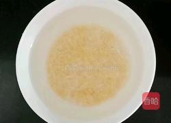 芹菜猪肝粥 (宝宝辅食)的做法图解1