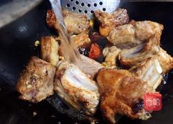 排骨粉条炖蘑菇的做法图解11